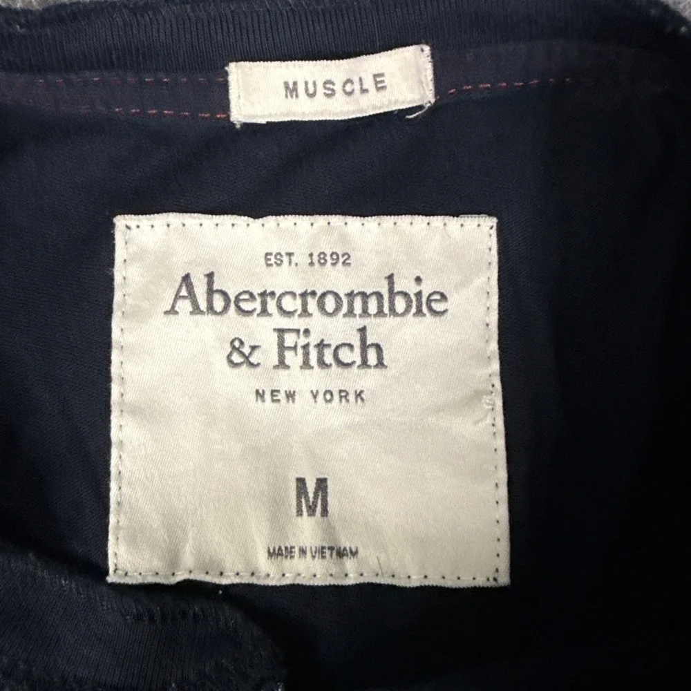 Abercrombie‎ & Fitch Henley Shirt M Navy Long Sleeve Muscle Fit Moose Logo